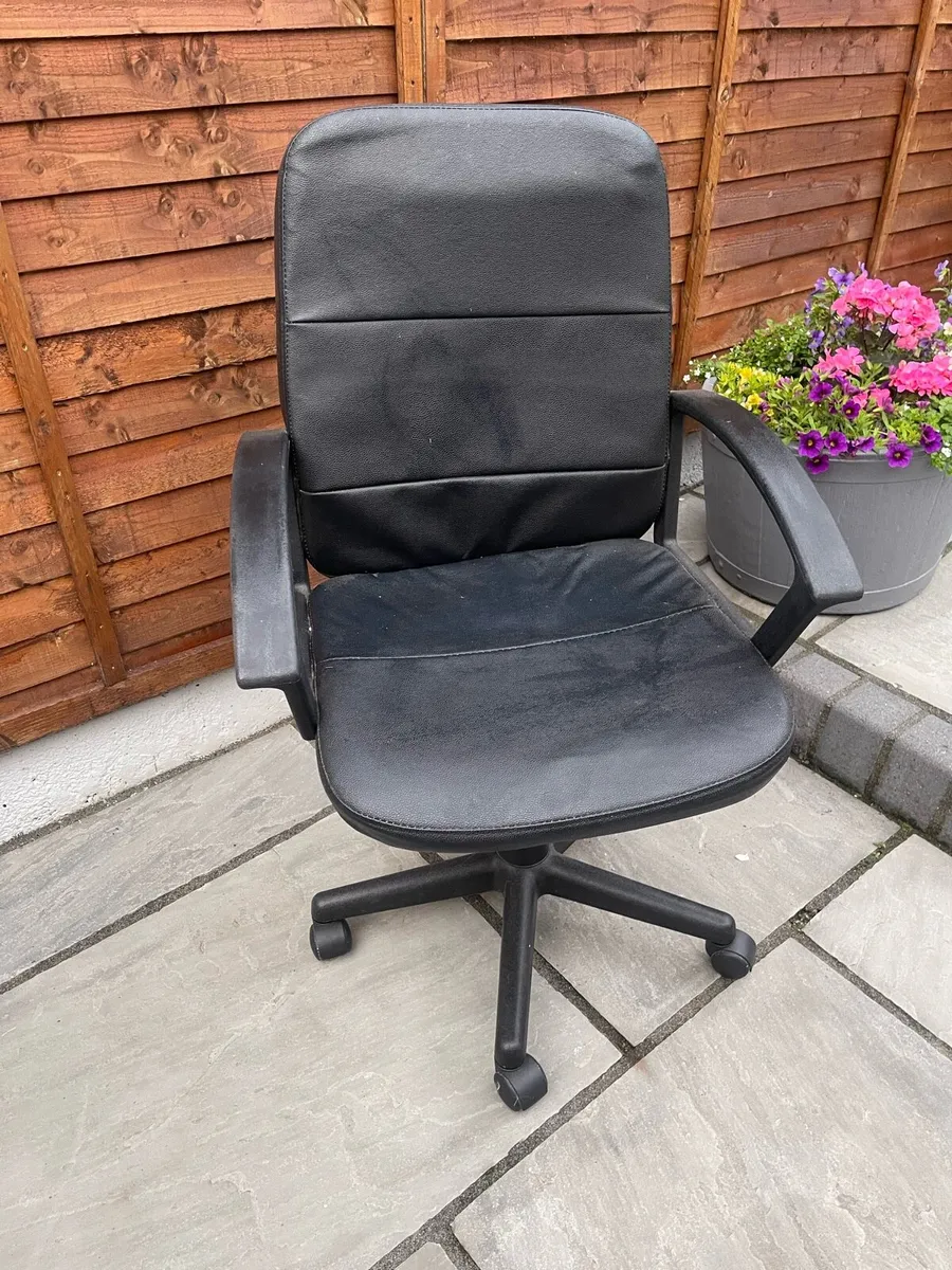 Black Office Chair - Image 2