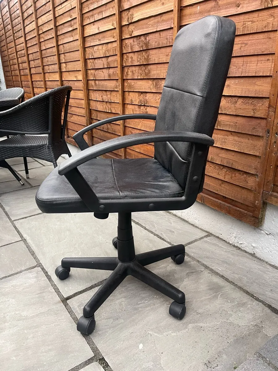 Black Office Chair - Image 3