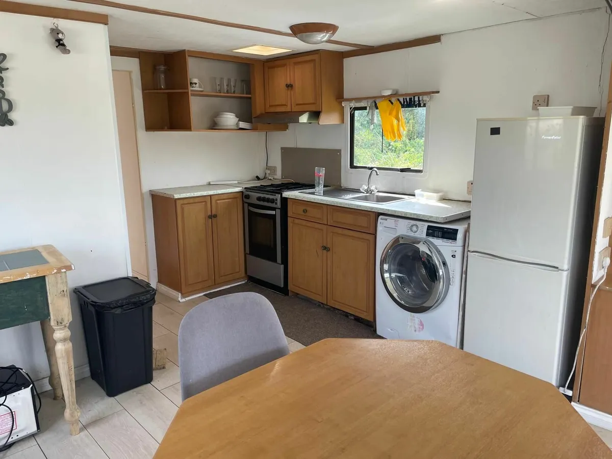 Mobile home - Image 1