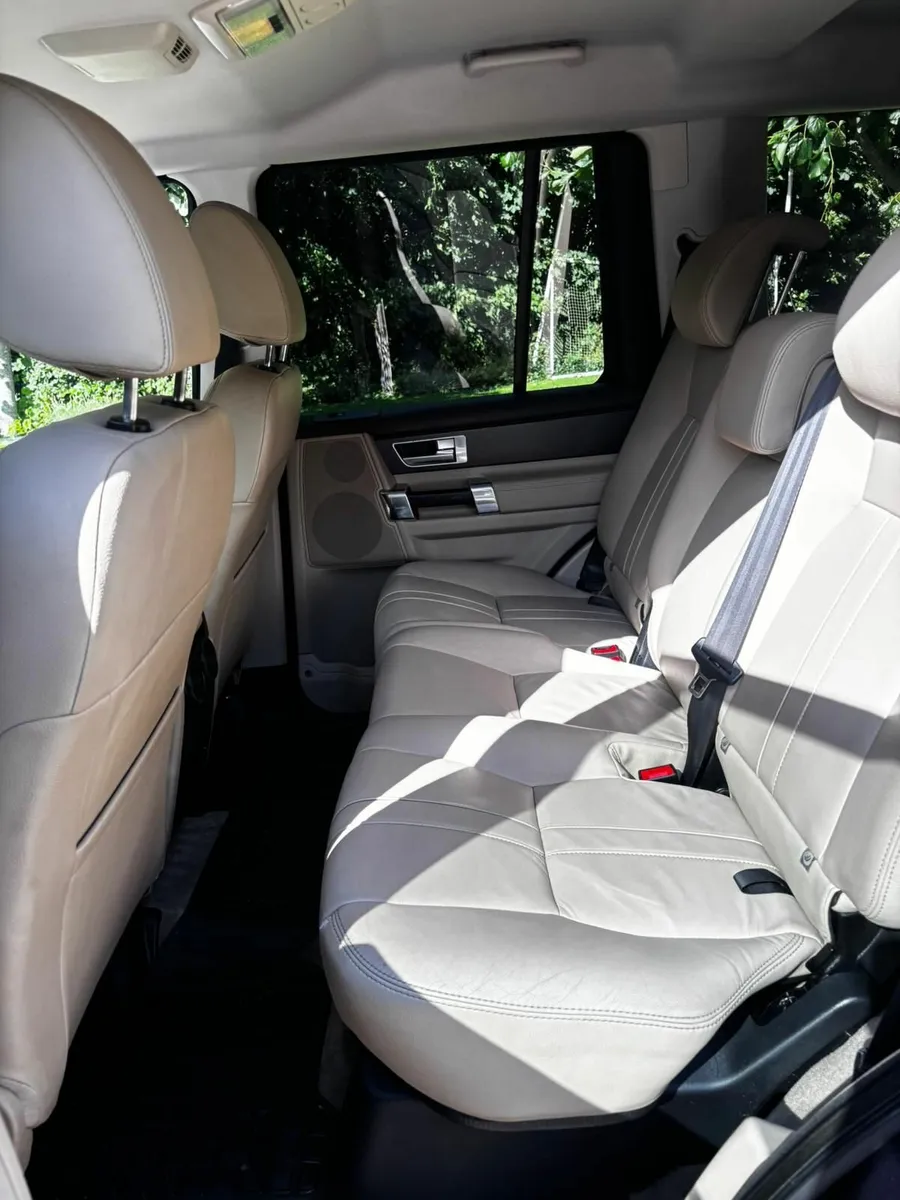 Land Rover Discovery 2015 - Image 3