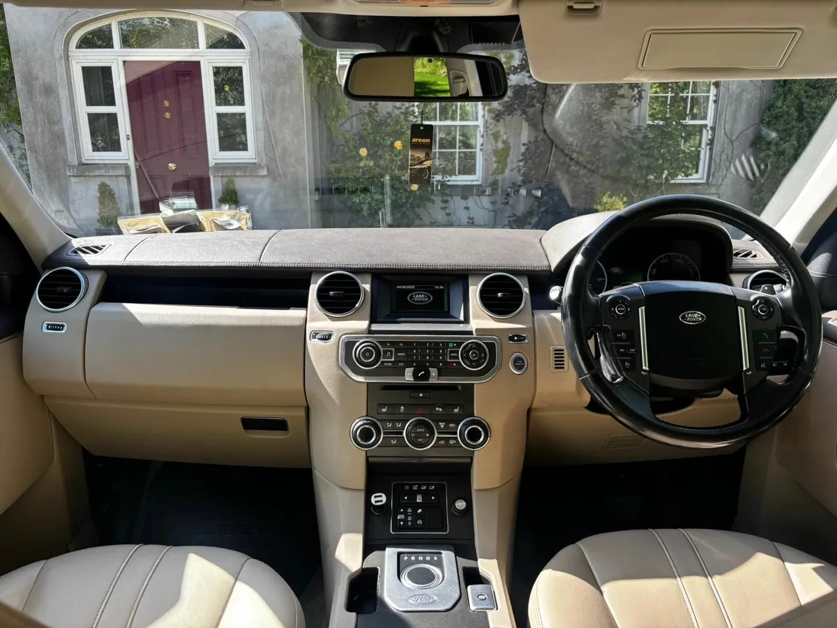 Land Rover Discovery 2015 - Image 4