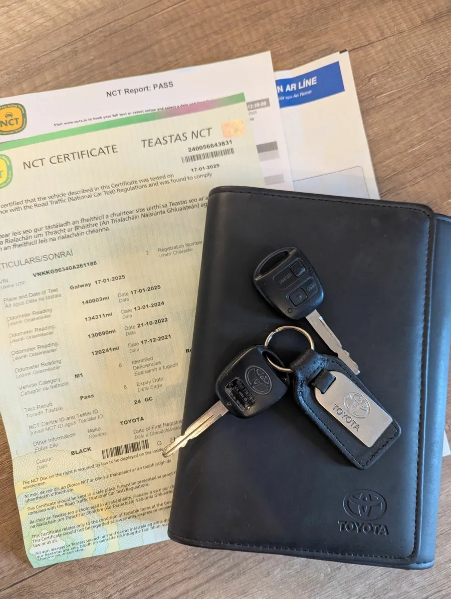 2010 Toyota Yaris 1.0 NCT + TAX - Image 3