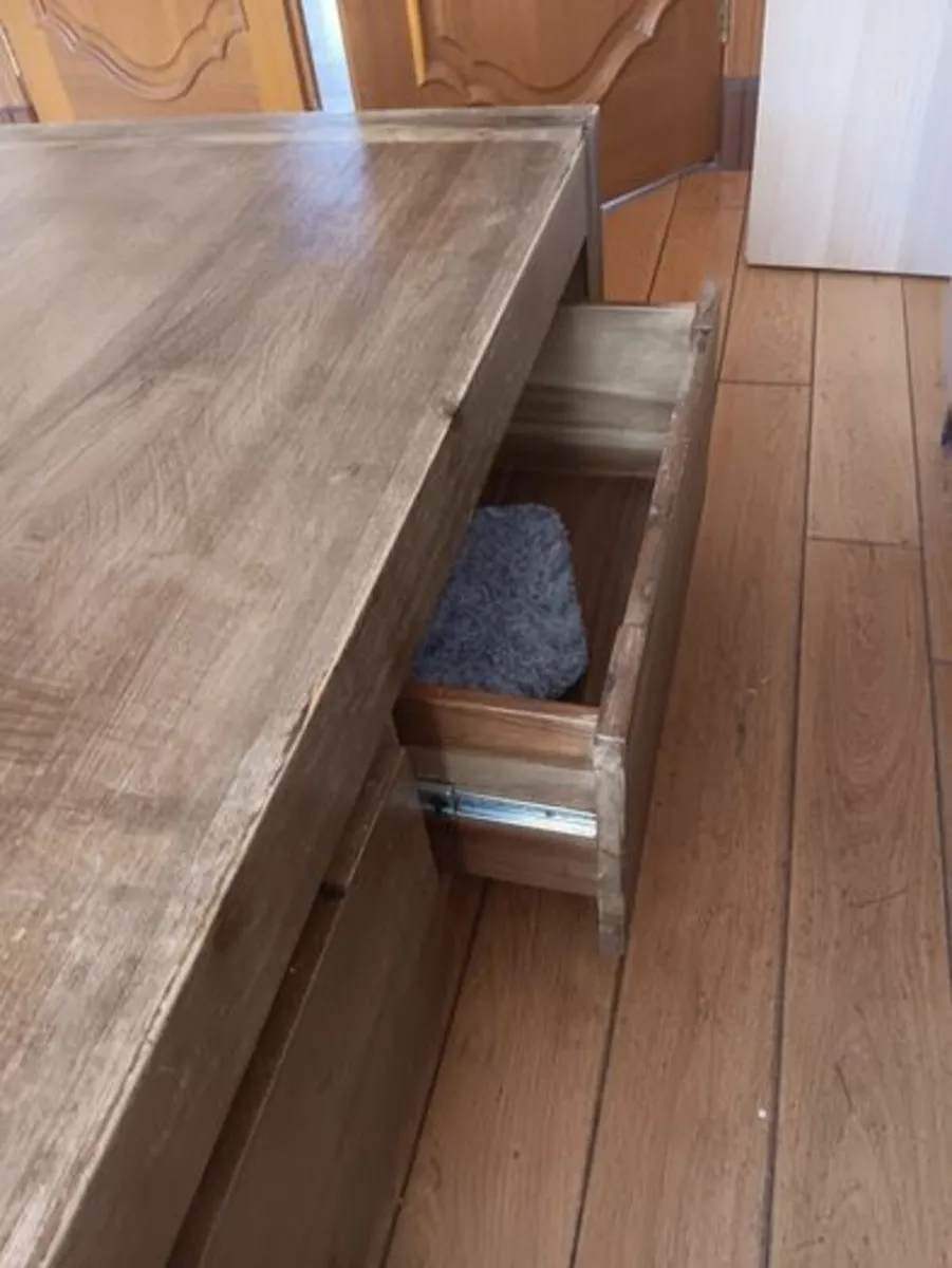 coffee table - Image 1
