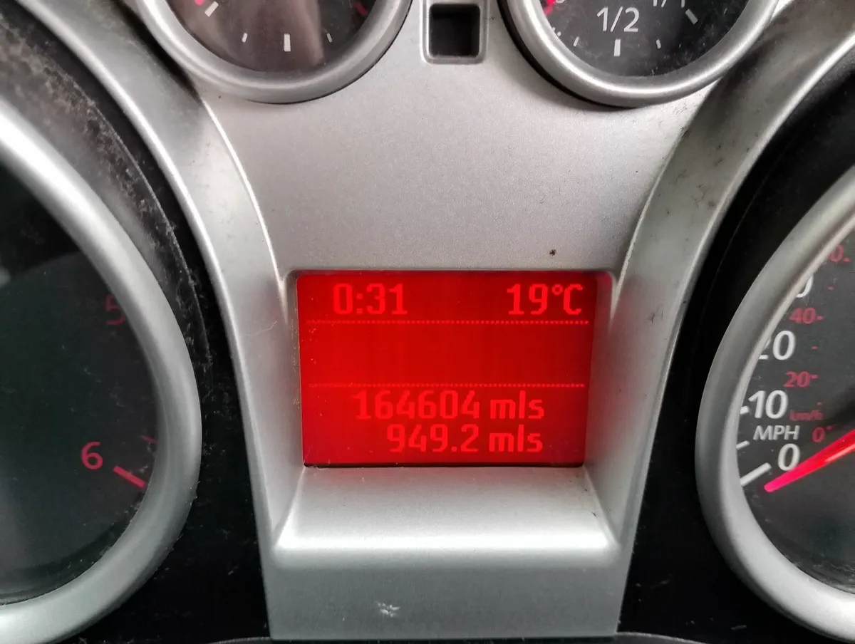 Ford Kuga 2009 - Image 2