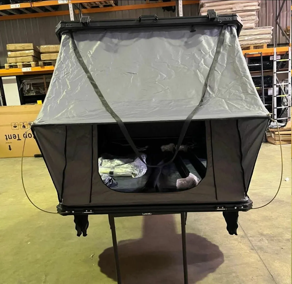 EX DEMO Ventura XL Aluminium Clamshell Roof Tent - Image 4