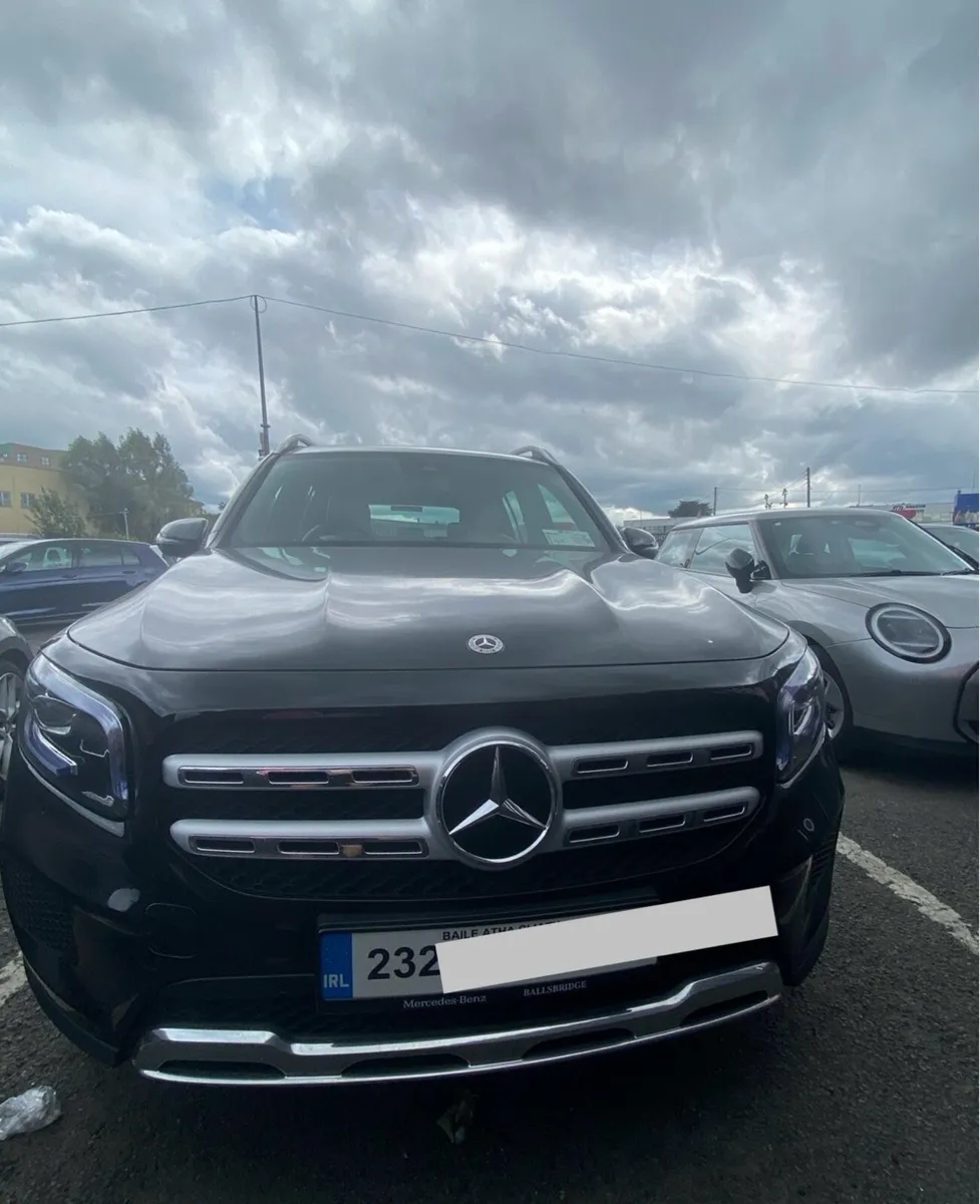 Mercedes GLB  2023 - Image 1