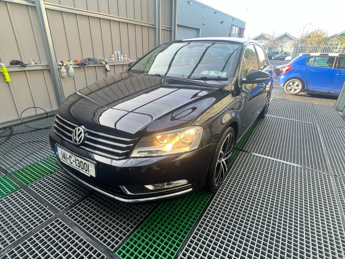 Volkswagen Passat - Image 3
