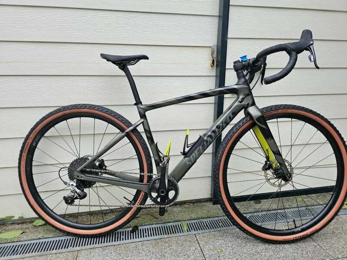 Specialised Diverge 54cm Gravel Bike - Image 2