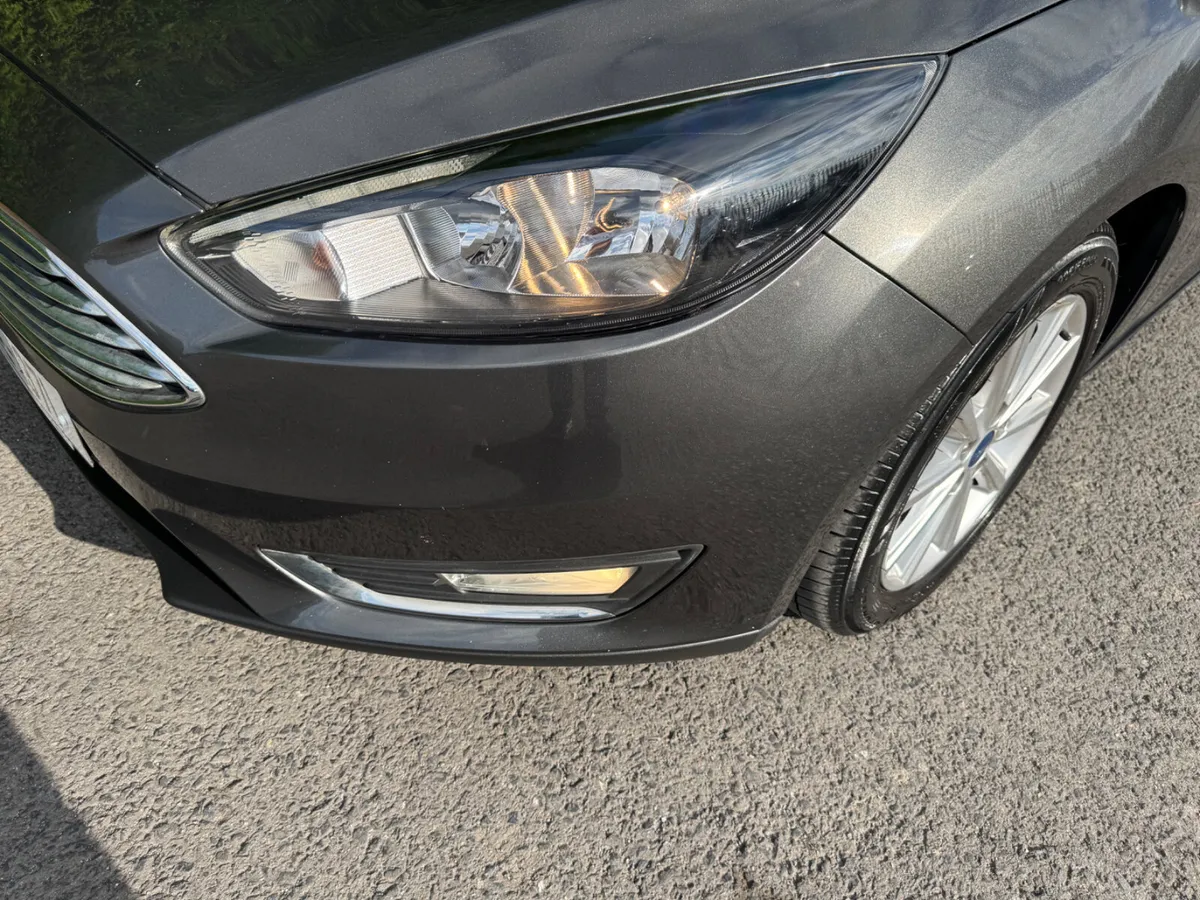 Ford Focus 2018 1.5 Tdci TITANIUM 1 OWNER - Image 4