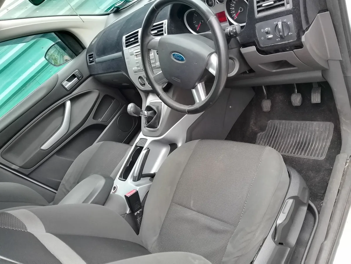 Ford Kuga 2009 - Image 3