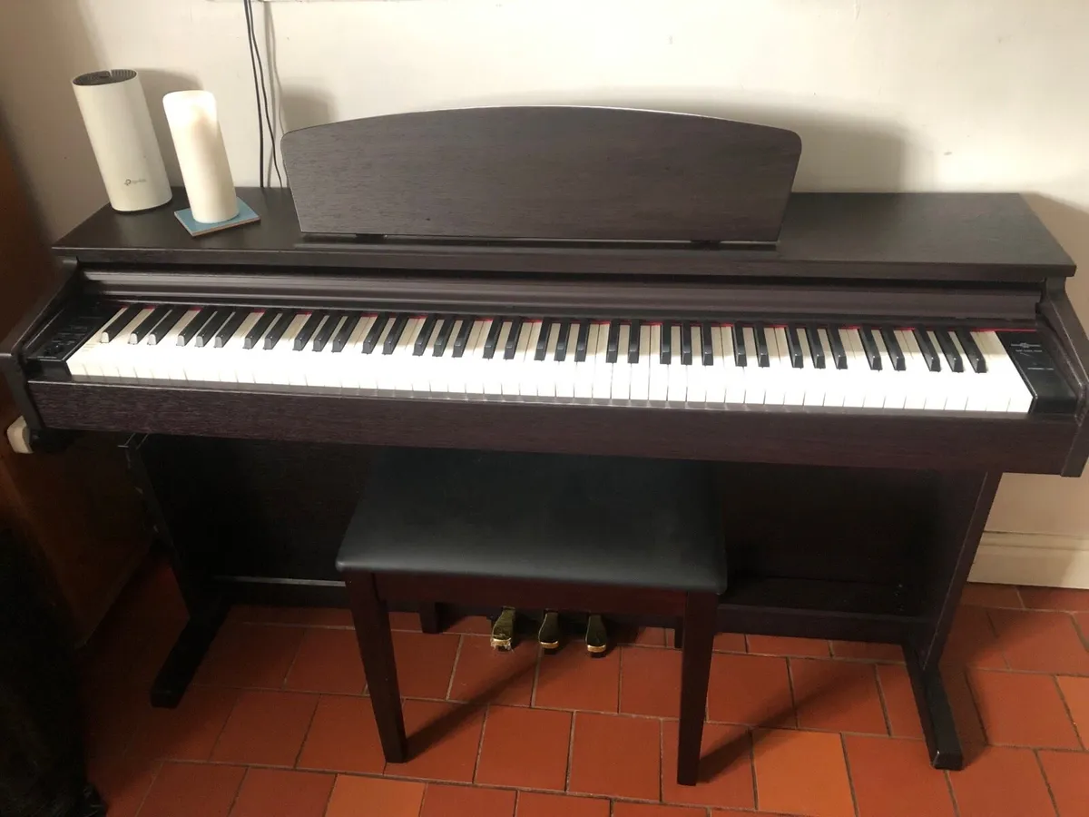 Digital Piano - Image 1