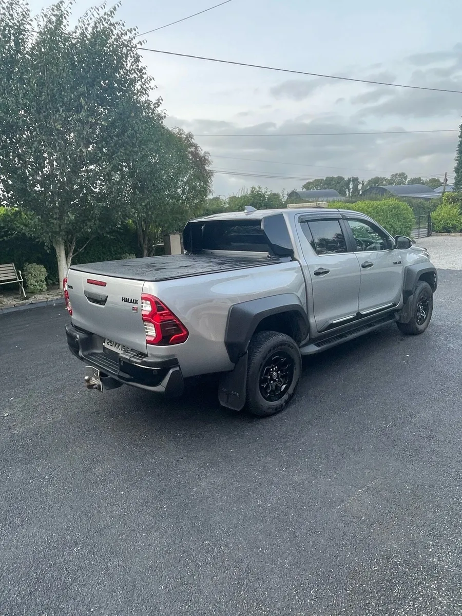 251 Toyota hilux GR - Image 3