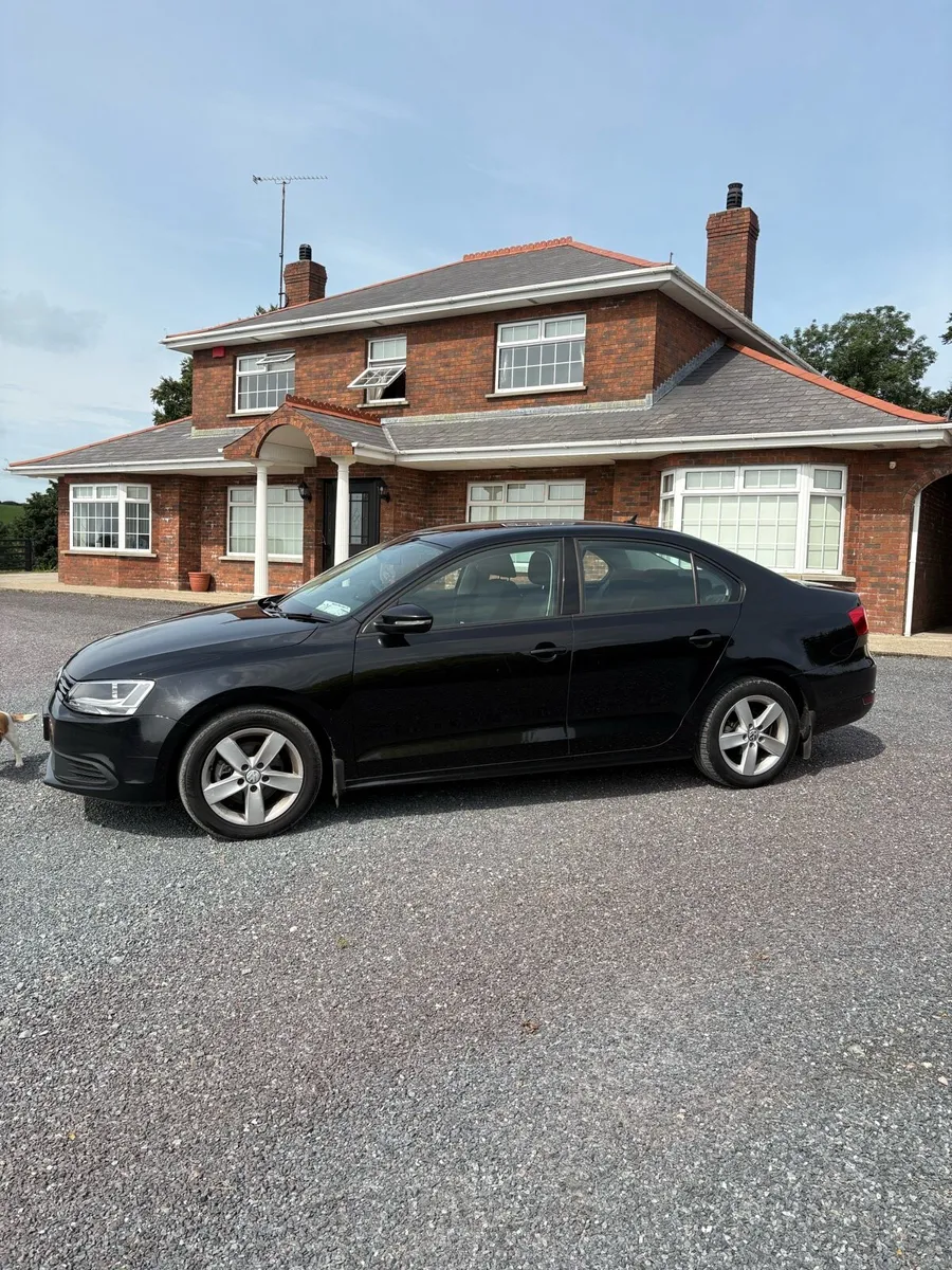 Volkswagen Jetta - Image 3