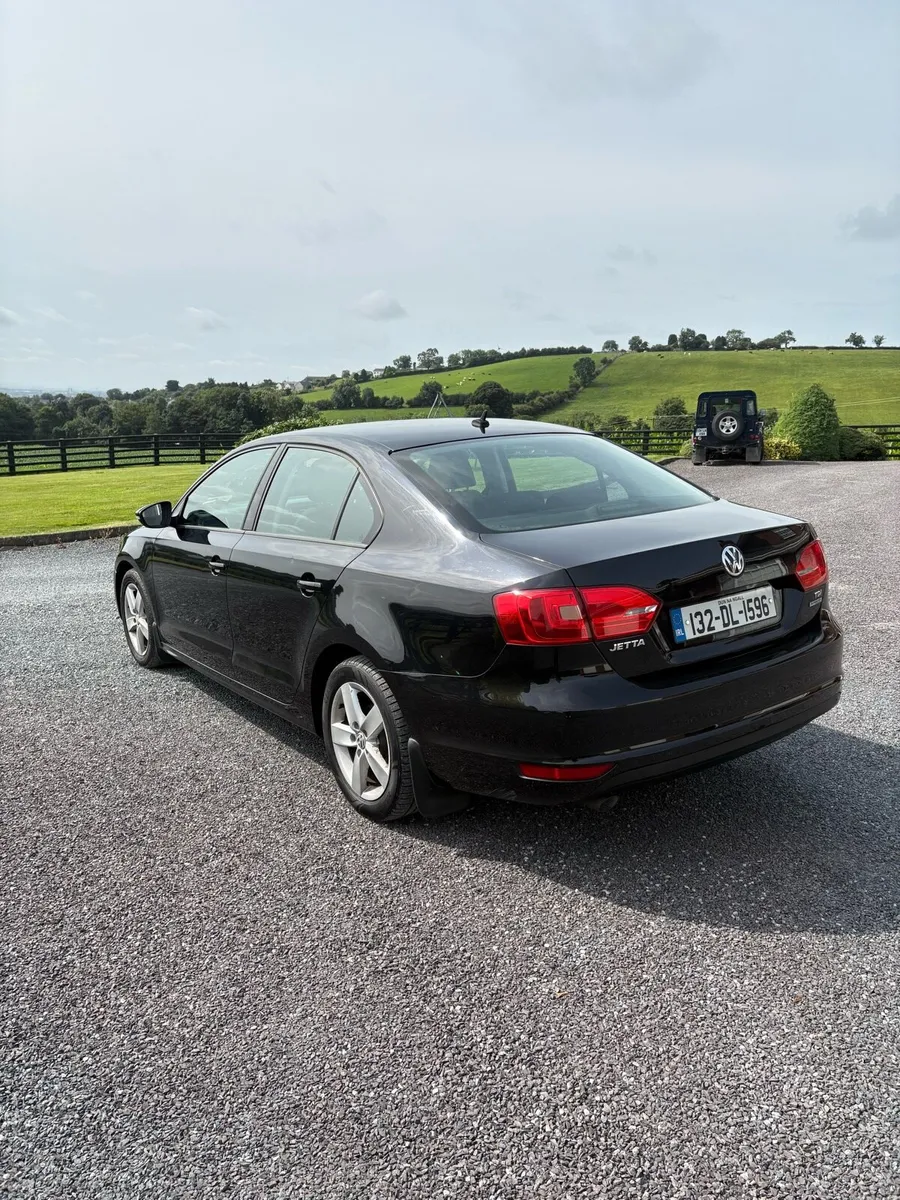 Volkswagen Jetta - Image 4