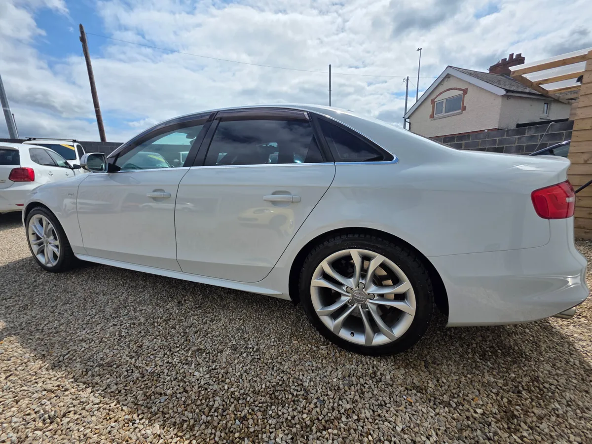 Audi S4 QUATTRO AUTOMATIC - Image 2