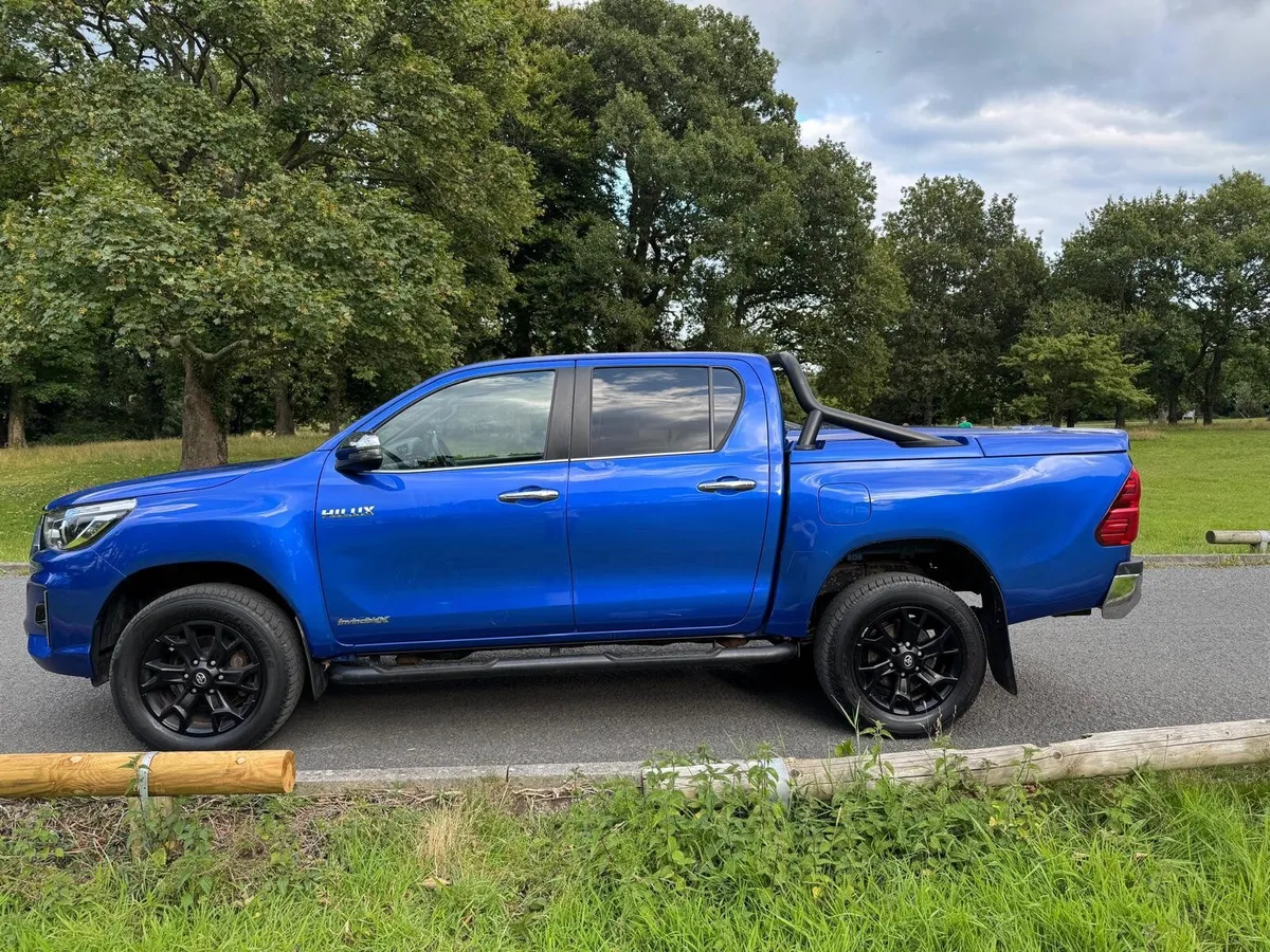 Toyota Hilux 2019 - Image 4