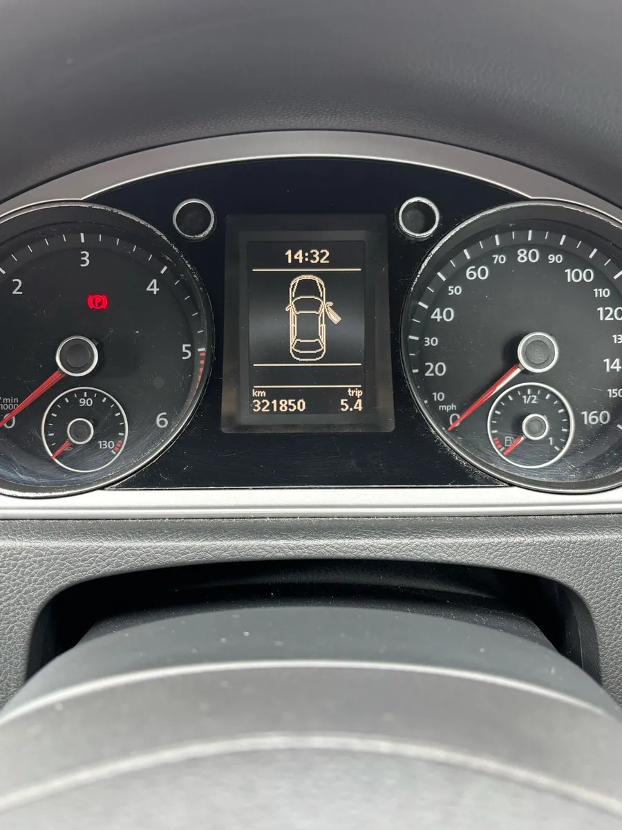 2013 VW Passat 2.0 TDi - Image 3