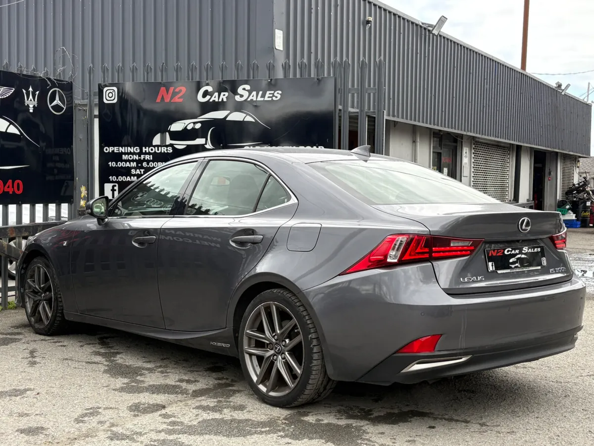 151 Lexus IS300h F-SPORT, VERY CLEAN, WARRANTY - Image 4
