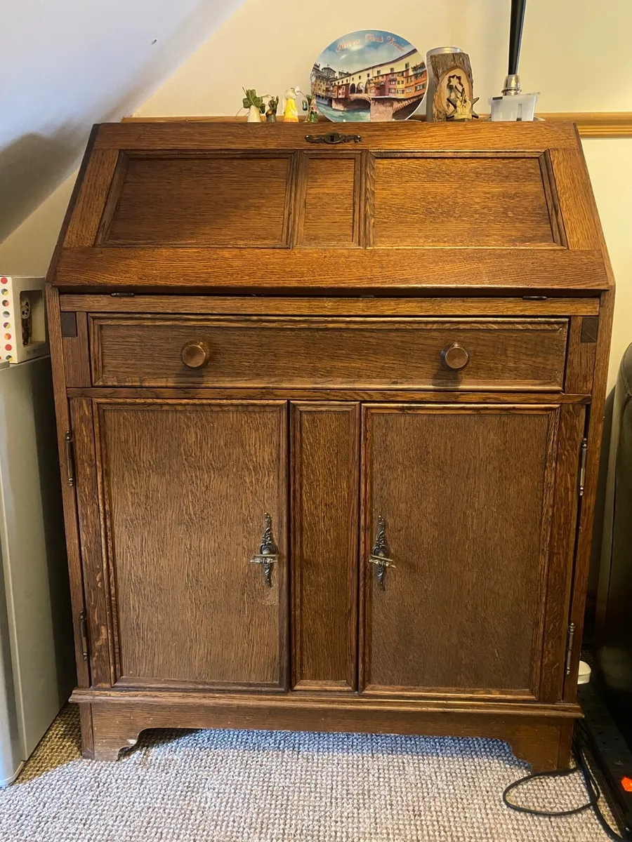 Vintage Dutch Bureau – Solid Wood, Made in Maasslu - Image 1