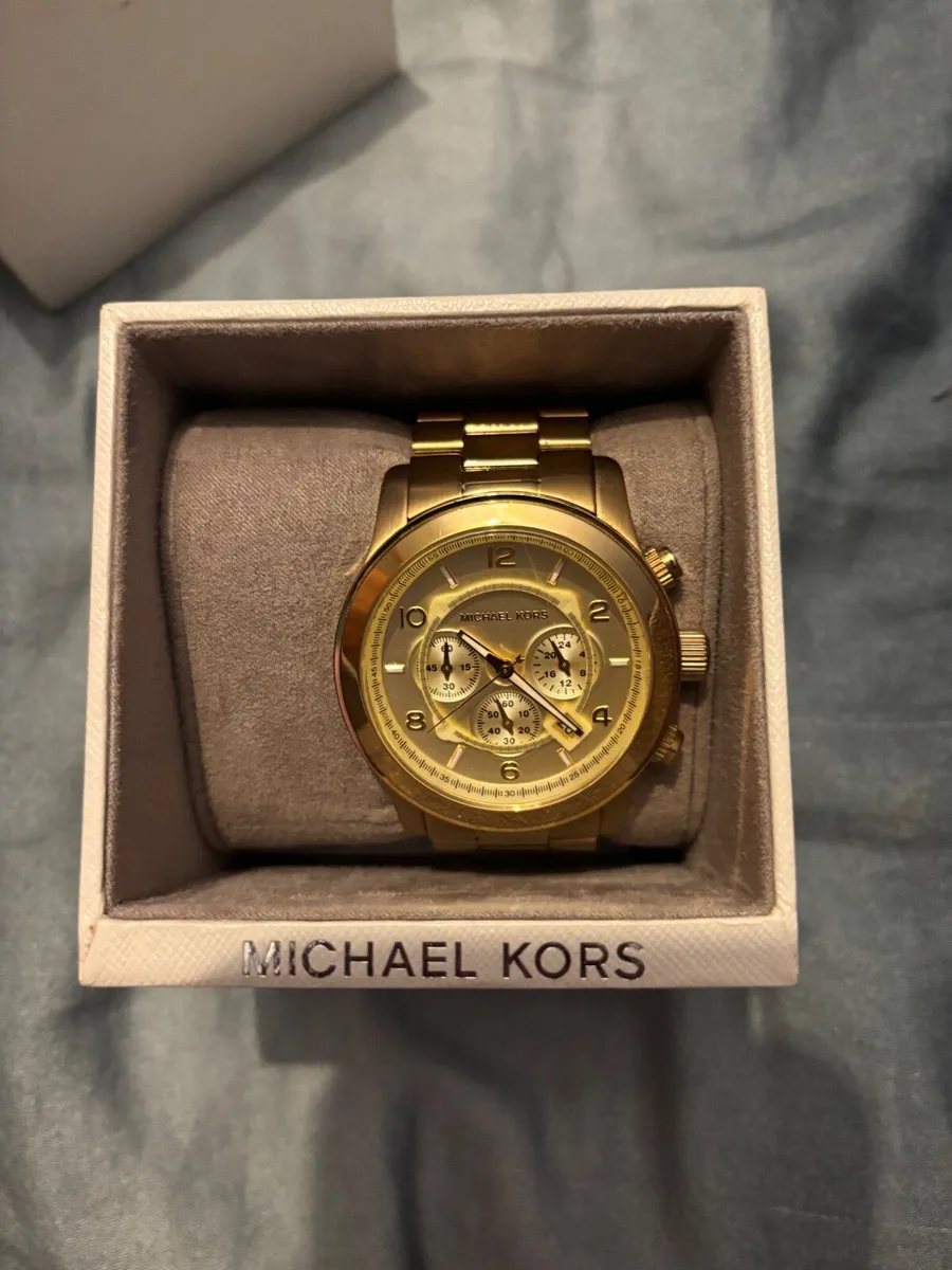Mens michael kors champagne watch - Image 3