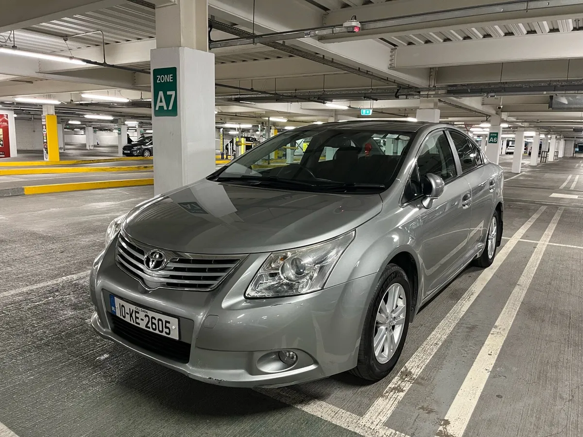 Toyota Avensis - Image 1