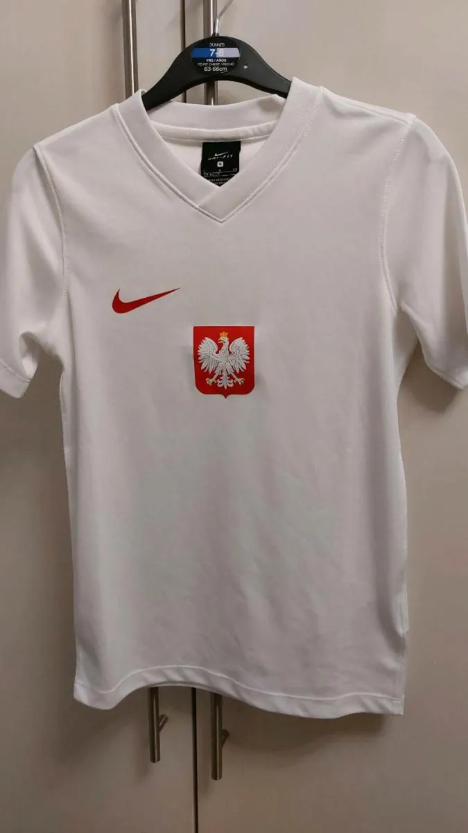 Nike football jersey - Image 1