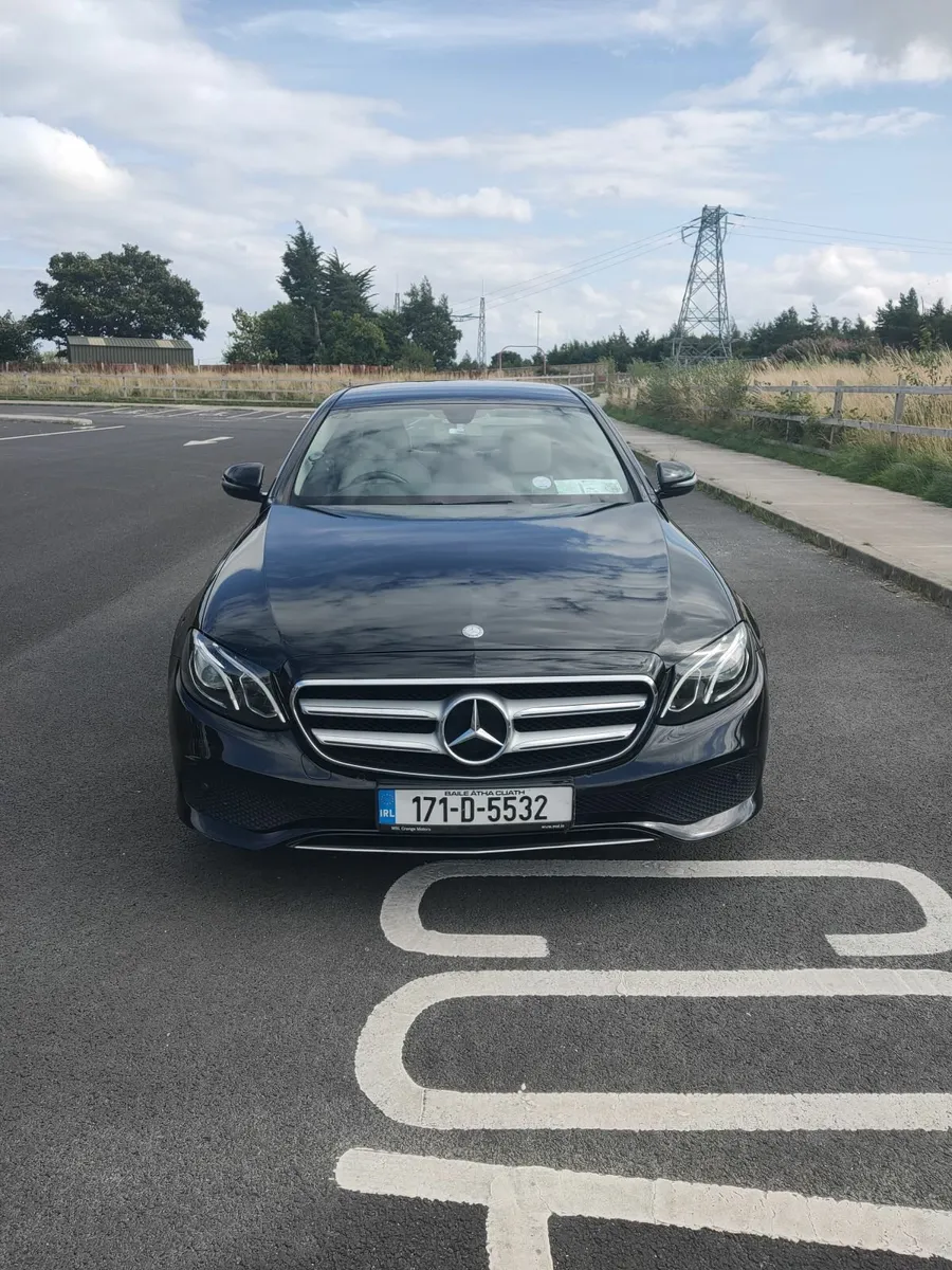 2017 Mercedes E-Class Avantgarde 2.0L Diesel - Image 2