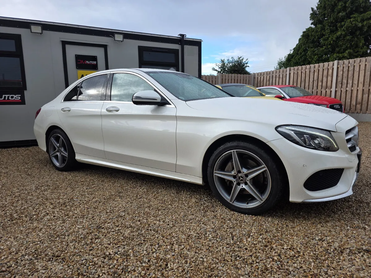 Mercedes C Class  220 D Automatic - Image 2