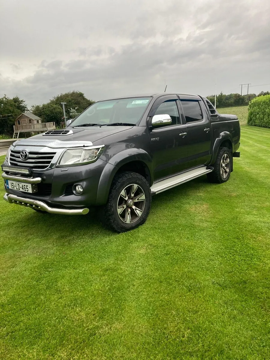 Toyota Hilux 2015 SR5 - Image 3