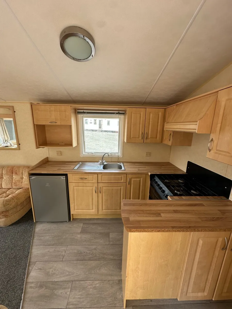 Willerby Vacation 35 x 12 x 2 Bedroom - Image 2