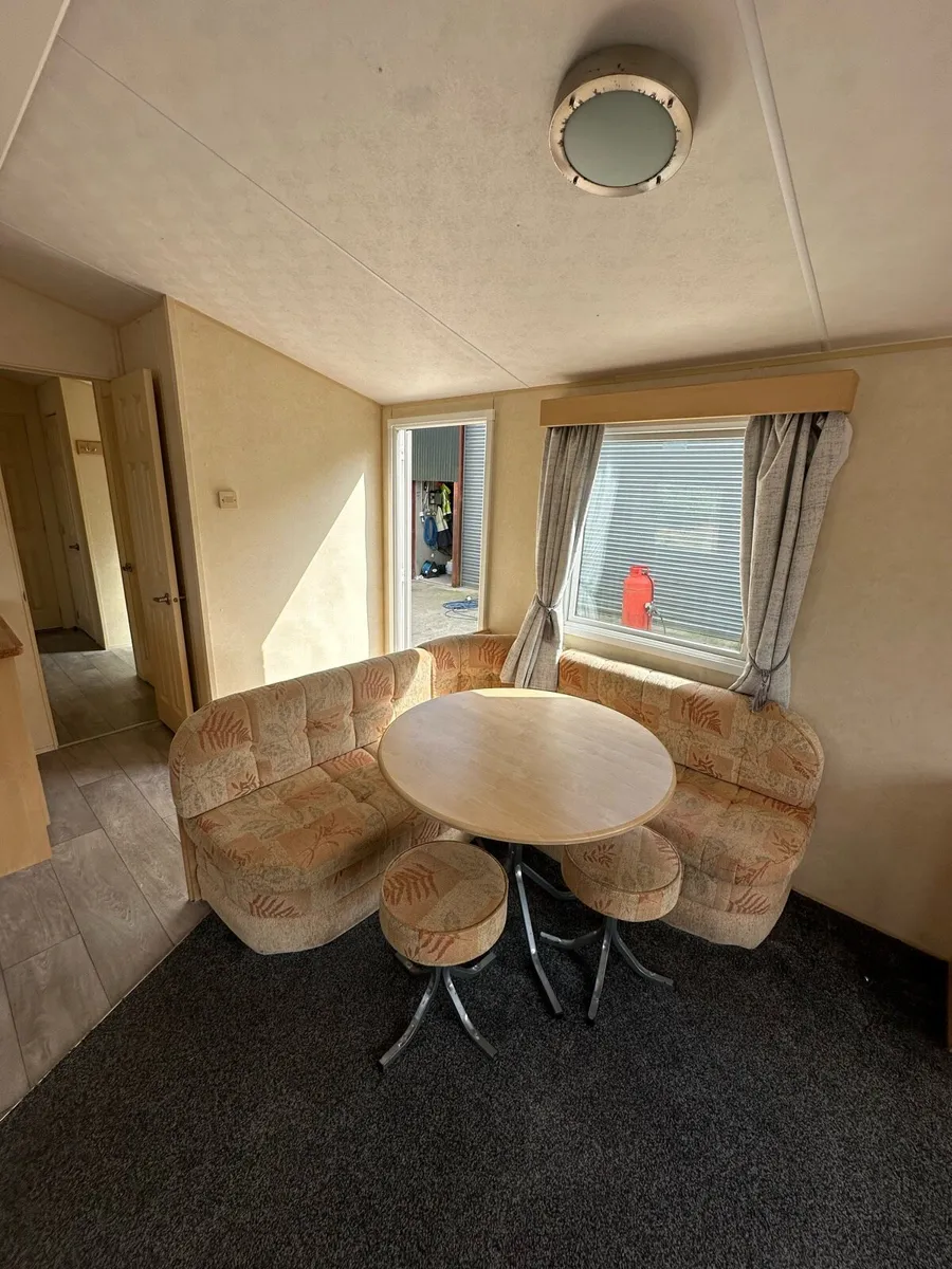 Willerby Vacation 35 x 12 x 2 Bedroom - Image 4