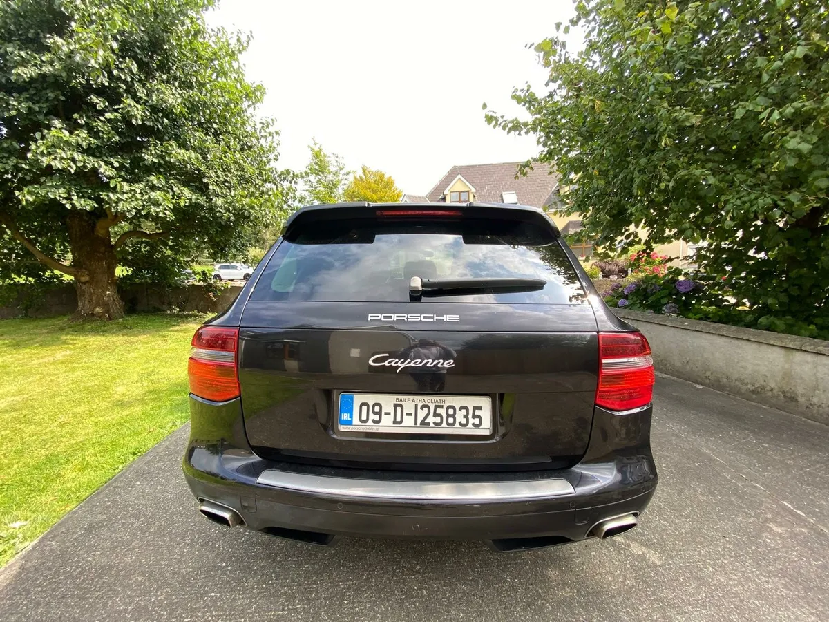 Porsche Cayenne Diesel Crewcab - Image 3