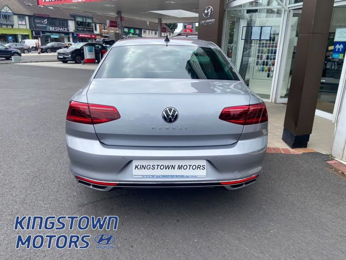 Volkswagen Passat R-line 2.0tdi D7F 122 4DR Auto - Image 4