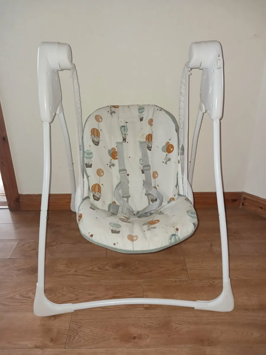 Baby swing - Image 2