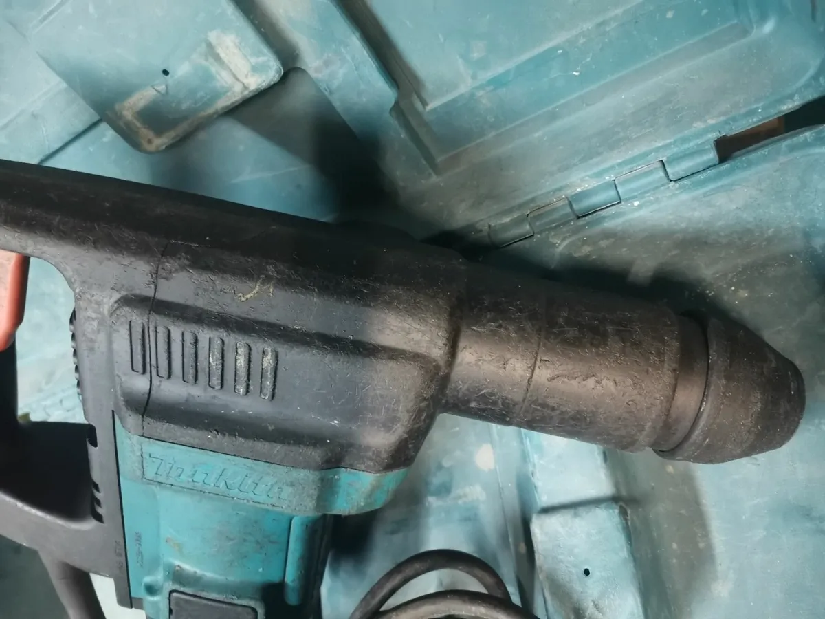Makita HR 3000C - Image 3