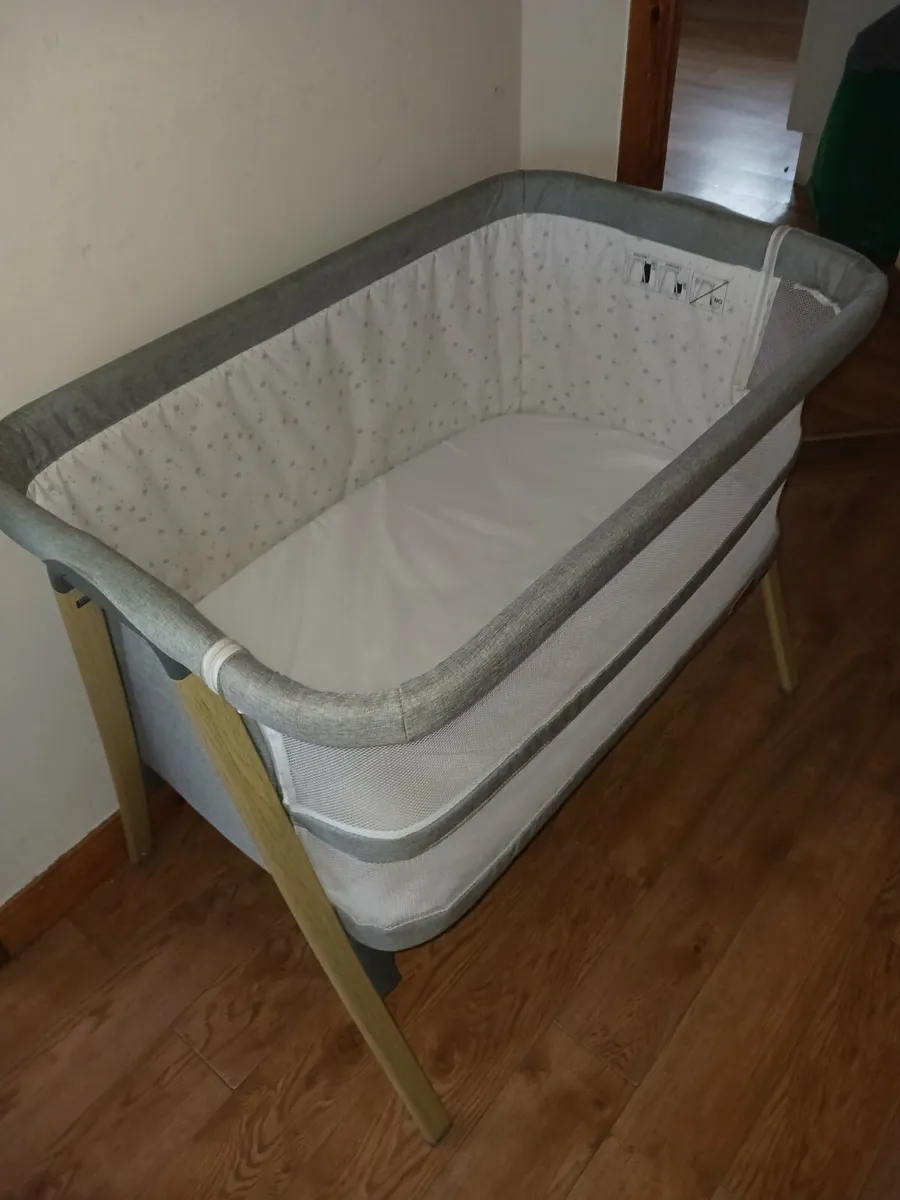 Baby crib - Image 1