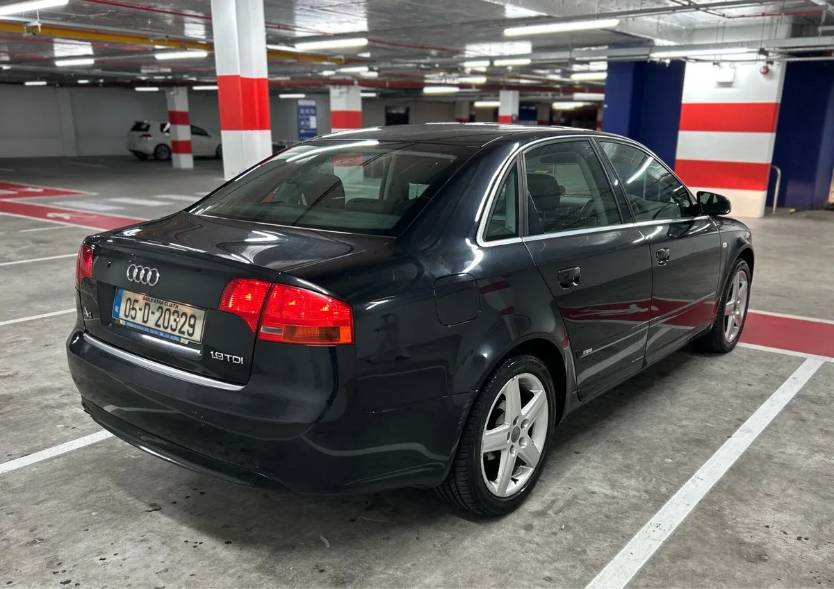 Audi A4 B7 S-Line - Image 4