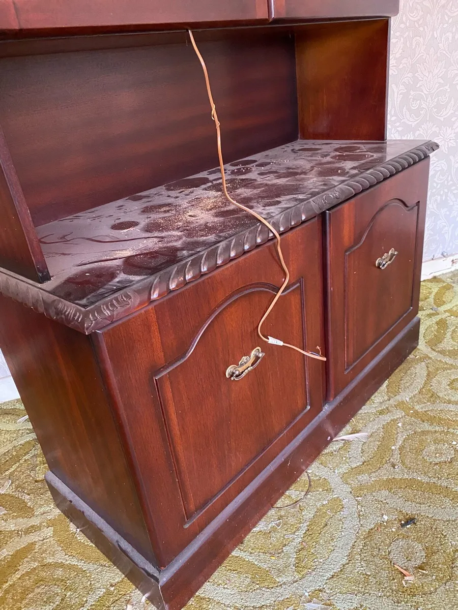 Cabinet - Image 3