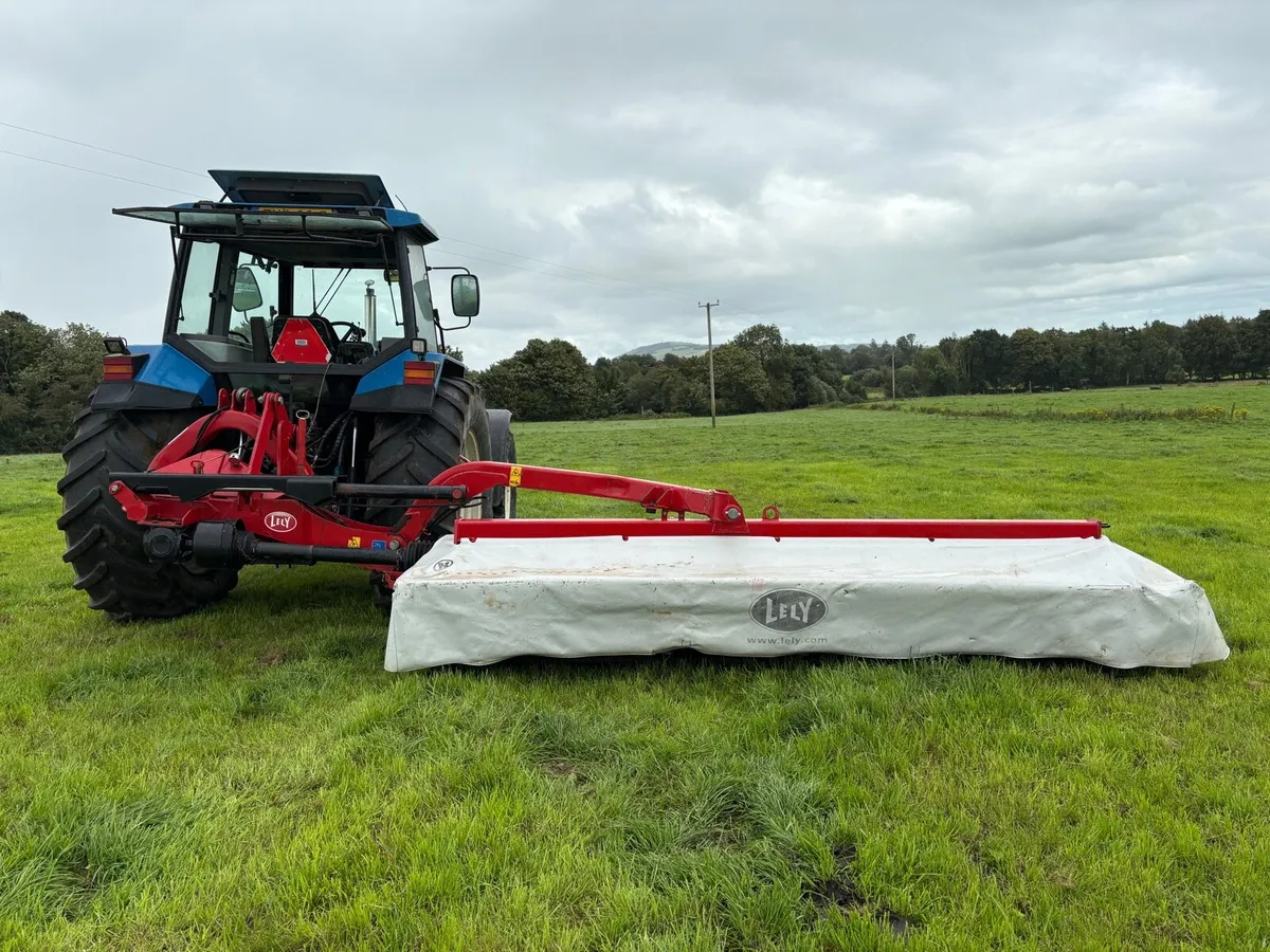 Lely Splendimo 360M Disc Mower - Image 1