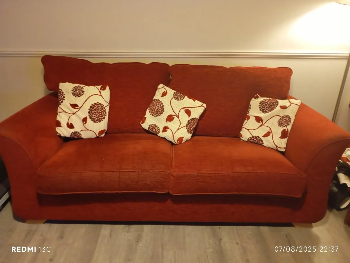 3 seater and two seater from caseys - Image 1