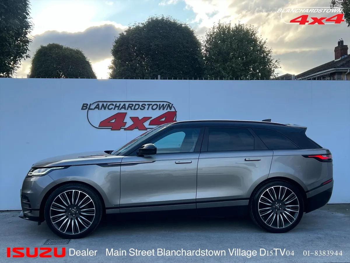 RANGE ROVER VELAR R-DYNAMIC 3.0 DIESEL D300 V6 - Image 3