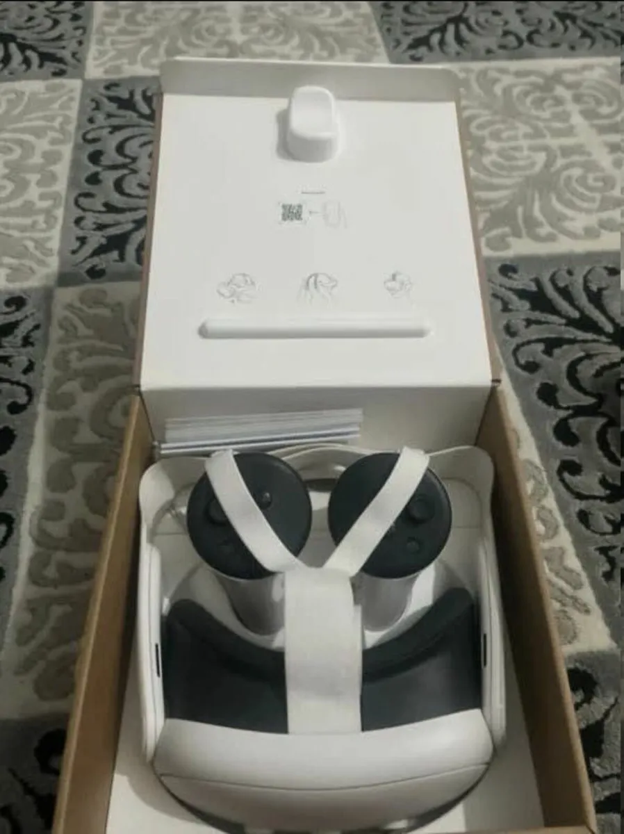 Oculus Quest 3 Vr 512gb with Accsesories Brand New - Image 2