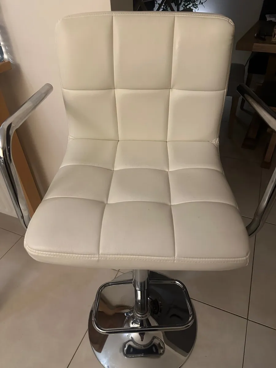 Ivory Counter Stool x 2 - Image 3
