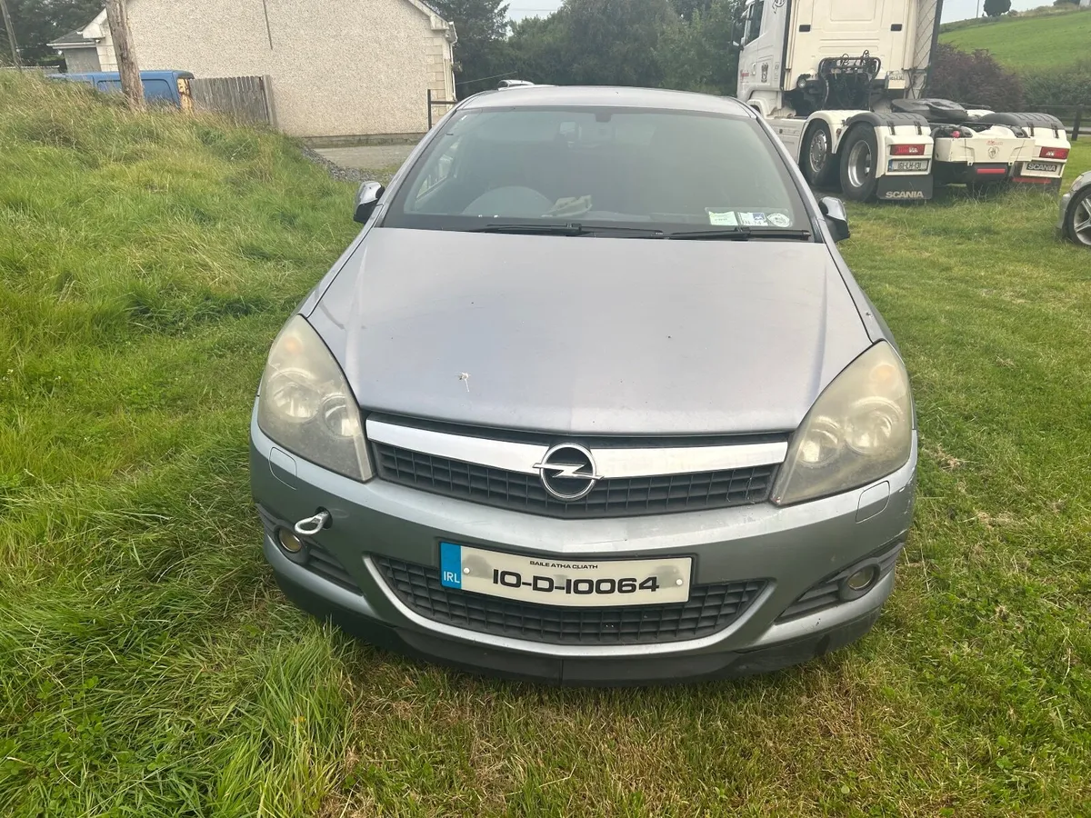2010 Opel Astra 1.4 engine gone not breaking - Image 2