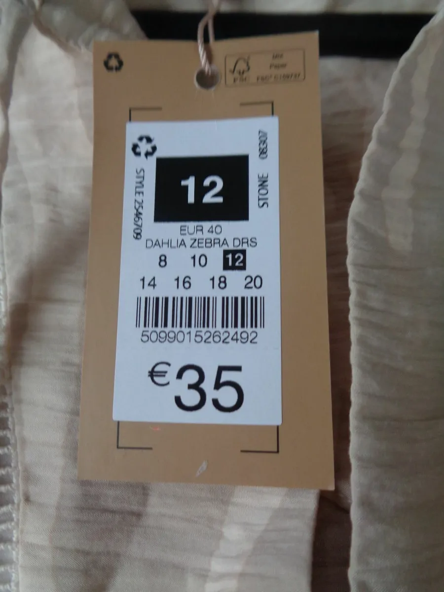 Gallery Ladies Dress for Sale - Image 4