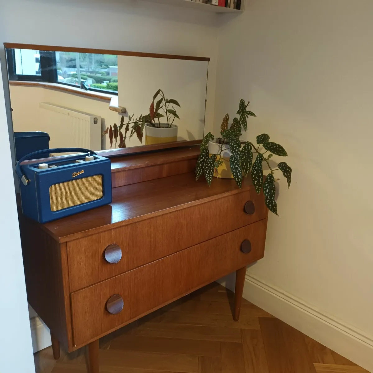 Mid century sideboard / console - Image 2