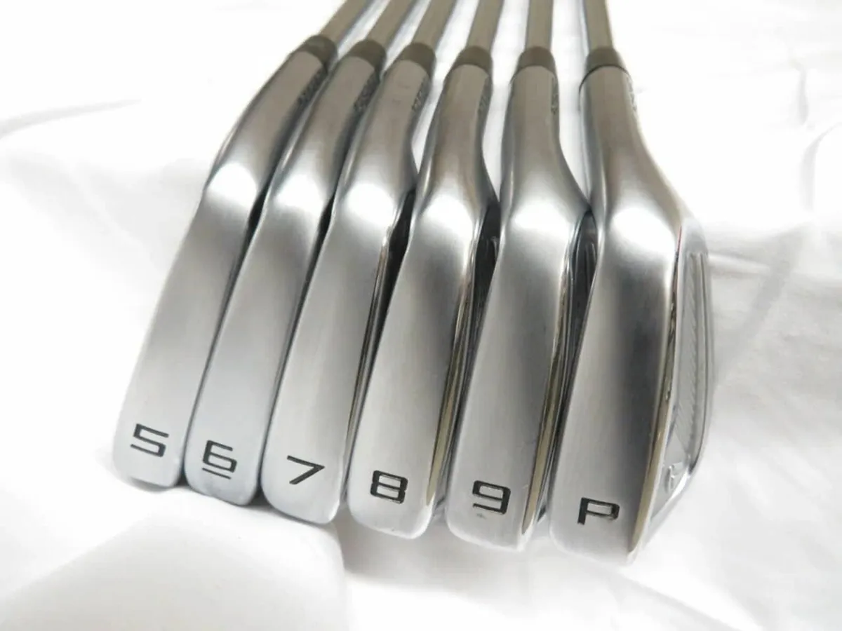 Used RH TaylorMade P-7MC Iron Set 5-PW - Image 2