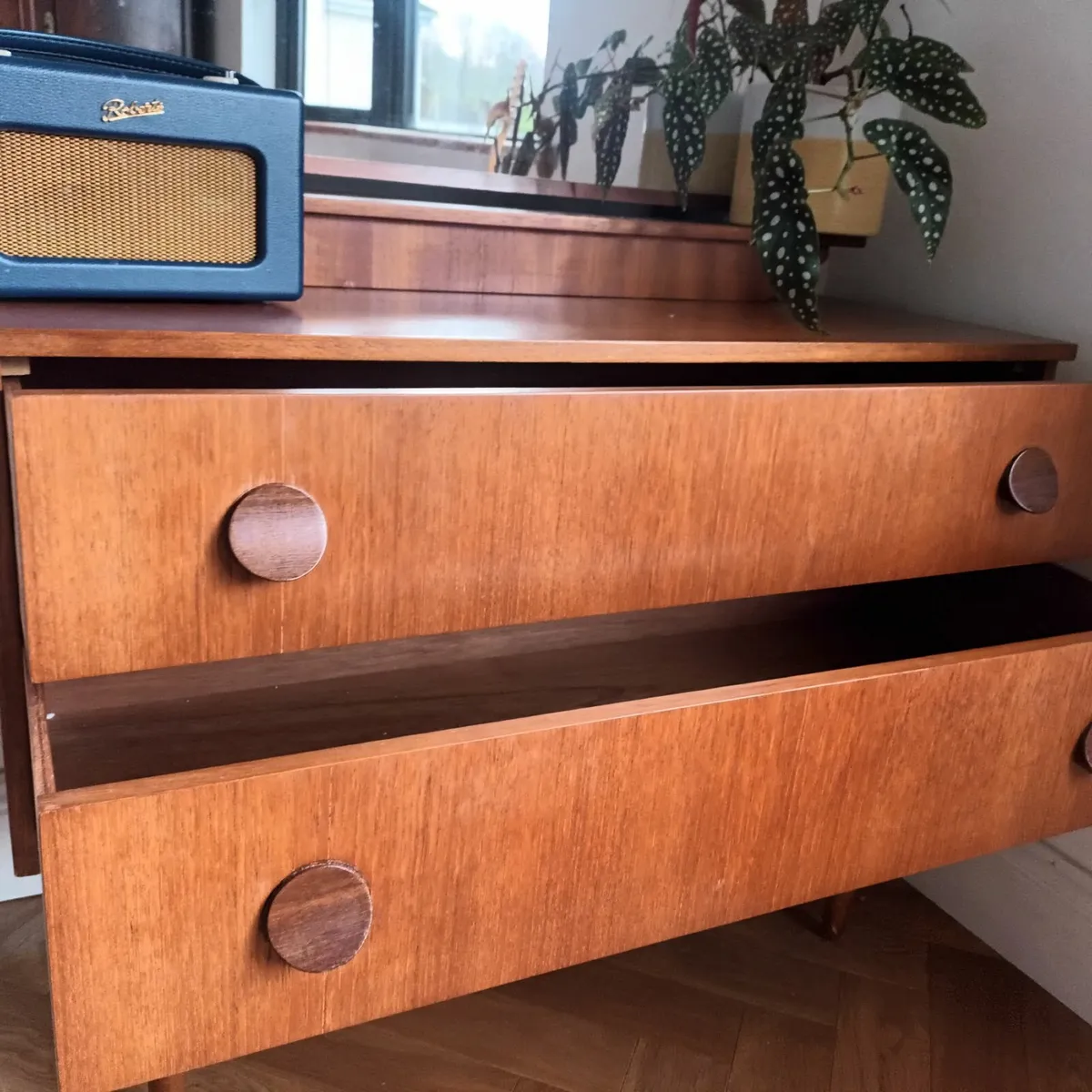 Mid century sideboard / console - Image 4