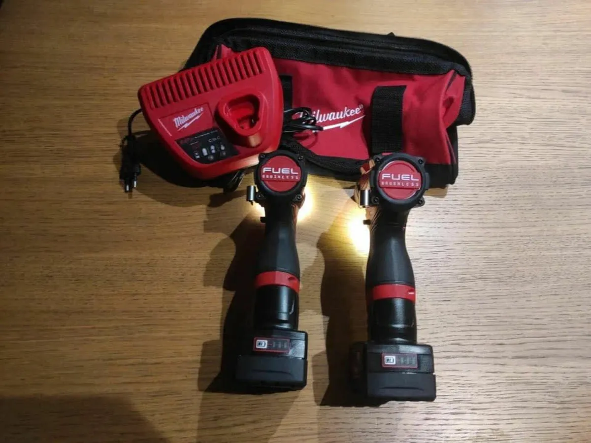 Milwaukee M12 Fuel Drill/Driver Tool Kit - Image 3