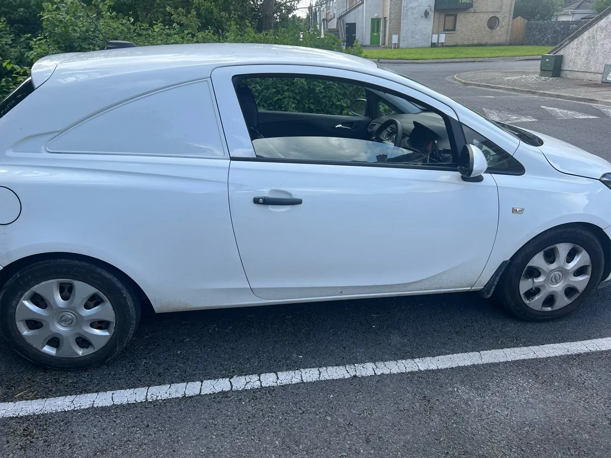 Opel corsa van - Image 3